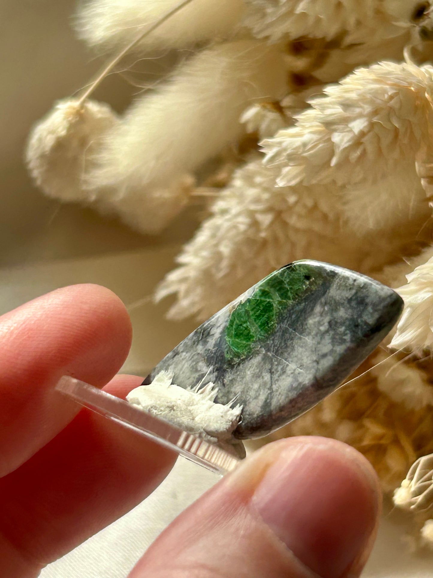 Polished Smaragdite Cabochon – French Actinolite-Rich Green Stone for Jewellery Making