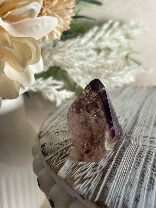 Listing for maymooncrystals