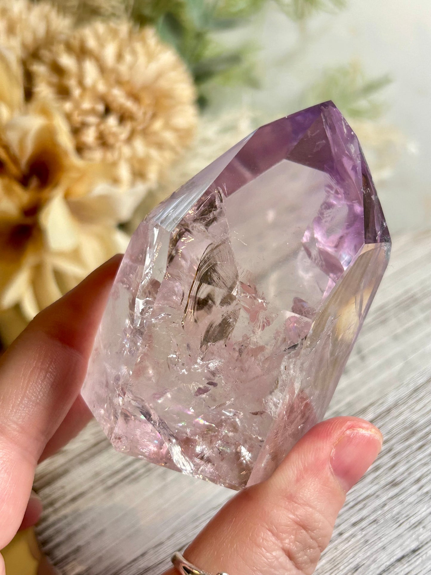 “Powellite” Amethyst | UV Reactive Growth, Spiritual Focus & Inner Illumination