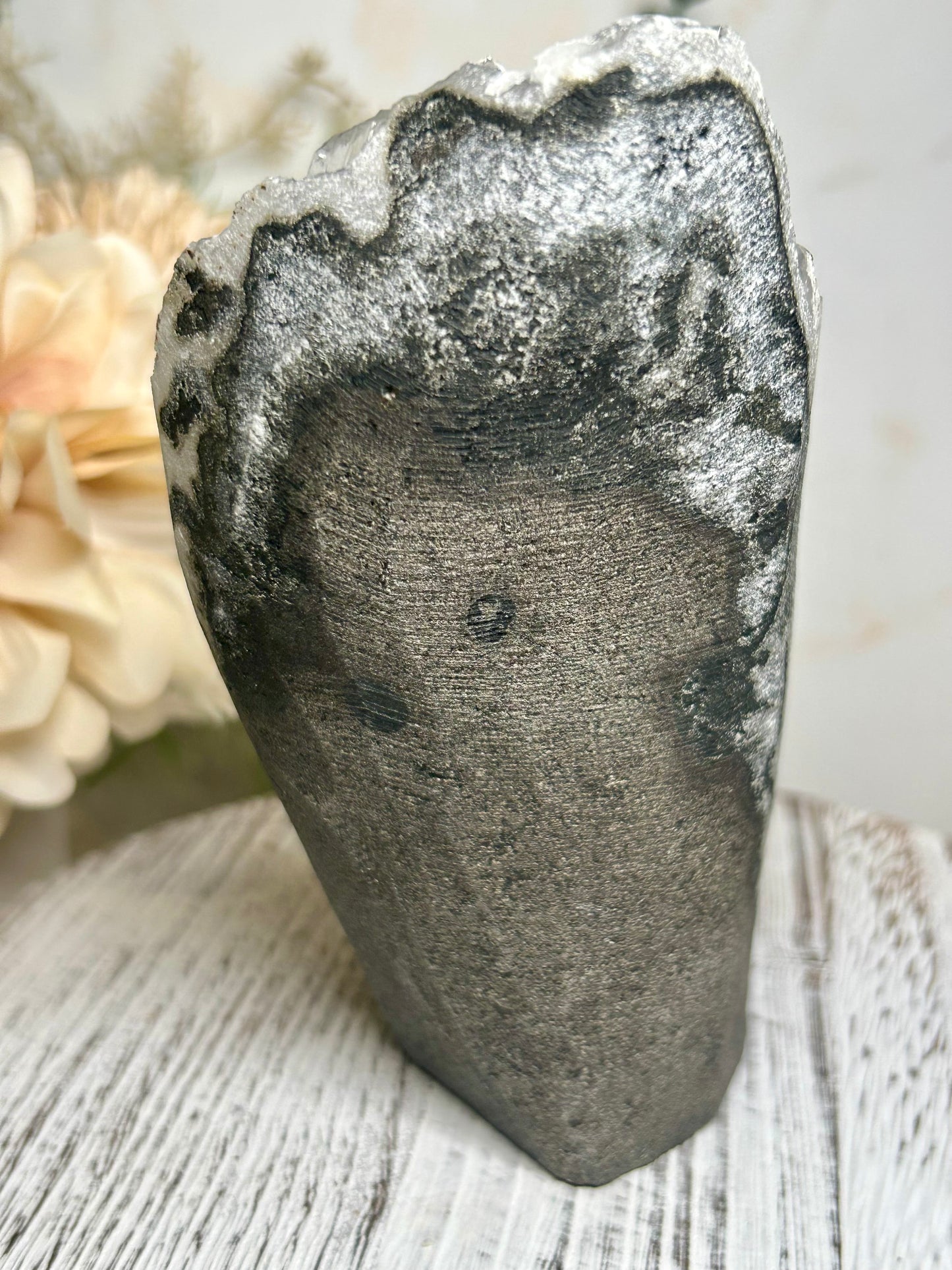 Self-Standing Apophyllite on Shimmering Grey Chalcedony – Natural Crystal Cluster Specimen