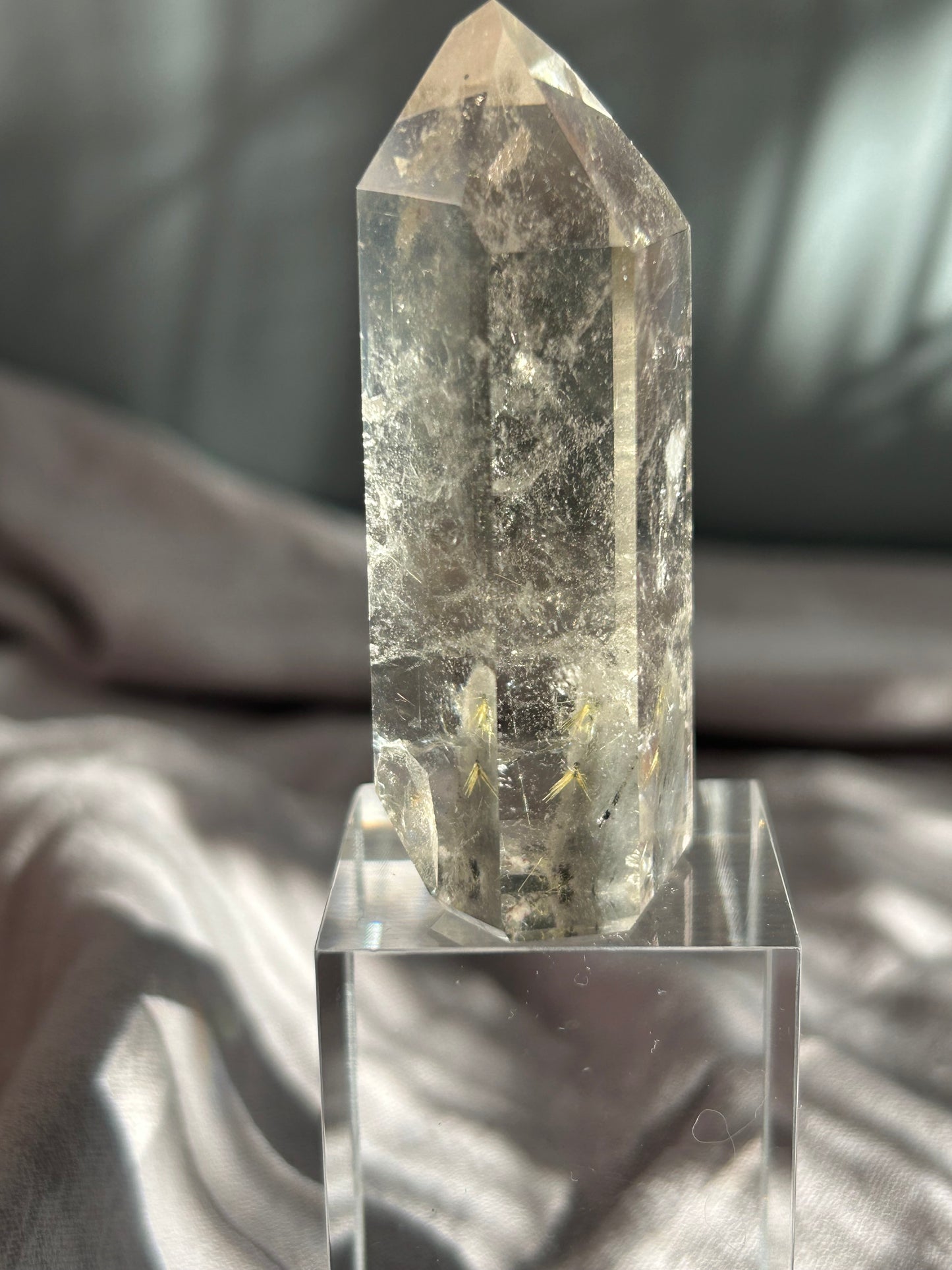 Grey Phantom Quartz Tower – Brazilian Phantom Crystal for Grounding, Renewal & Reflection | With Penetrator