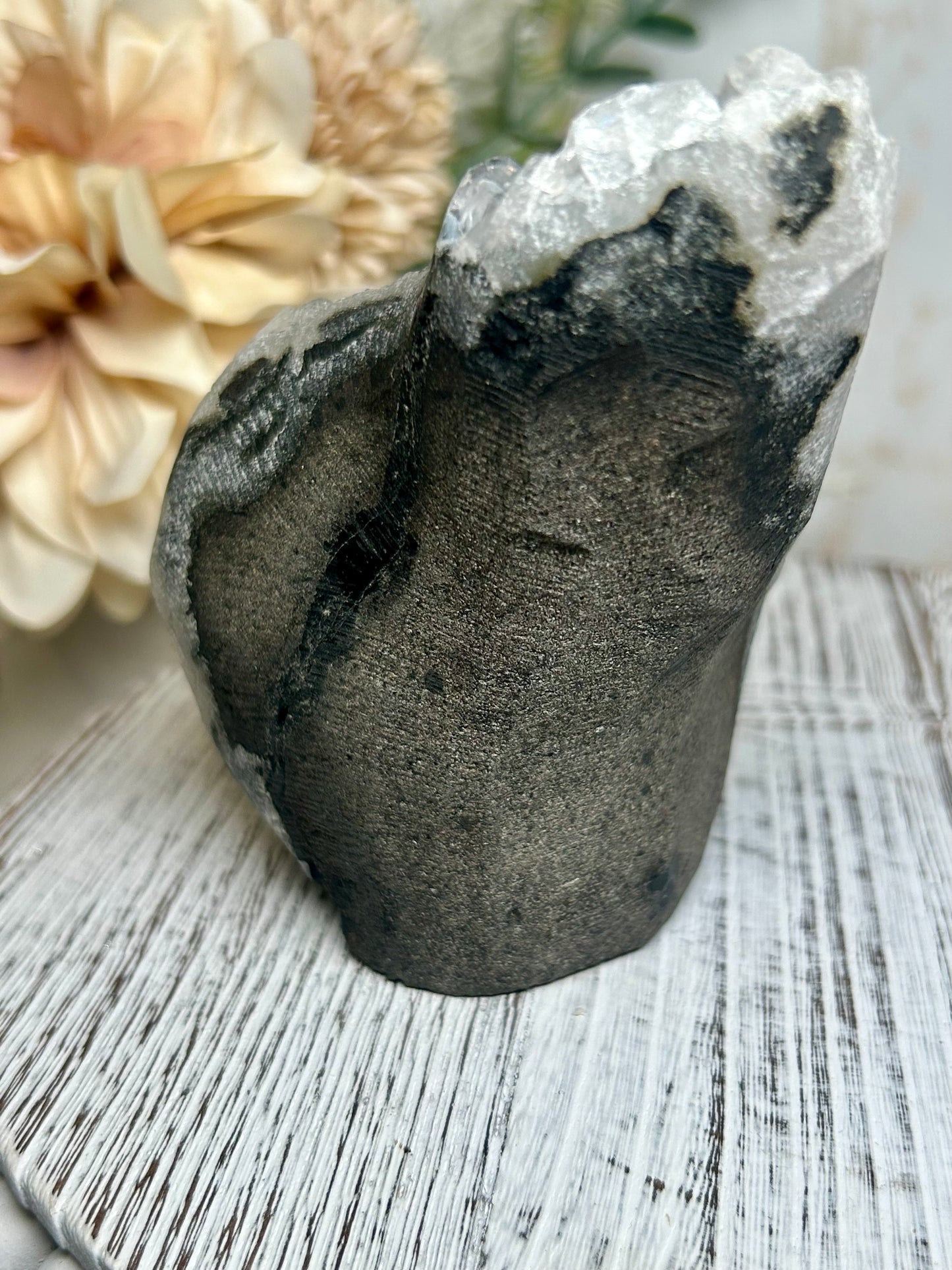 Self-Standing Apophyllite on Shimmering Grey Chalcedony – Natural Crystal Cluster Specimen