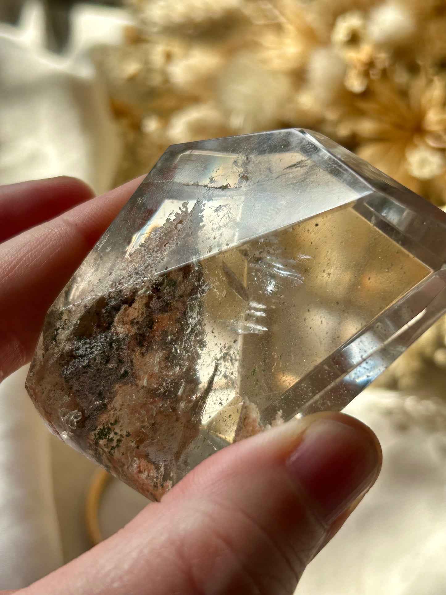 Lodolite on gold stand