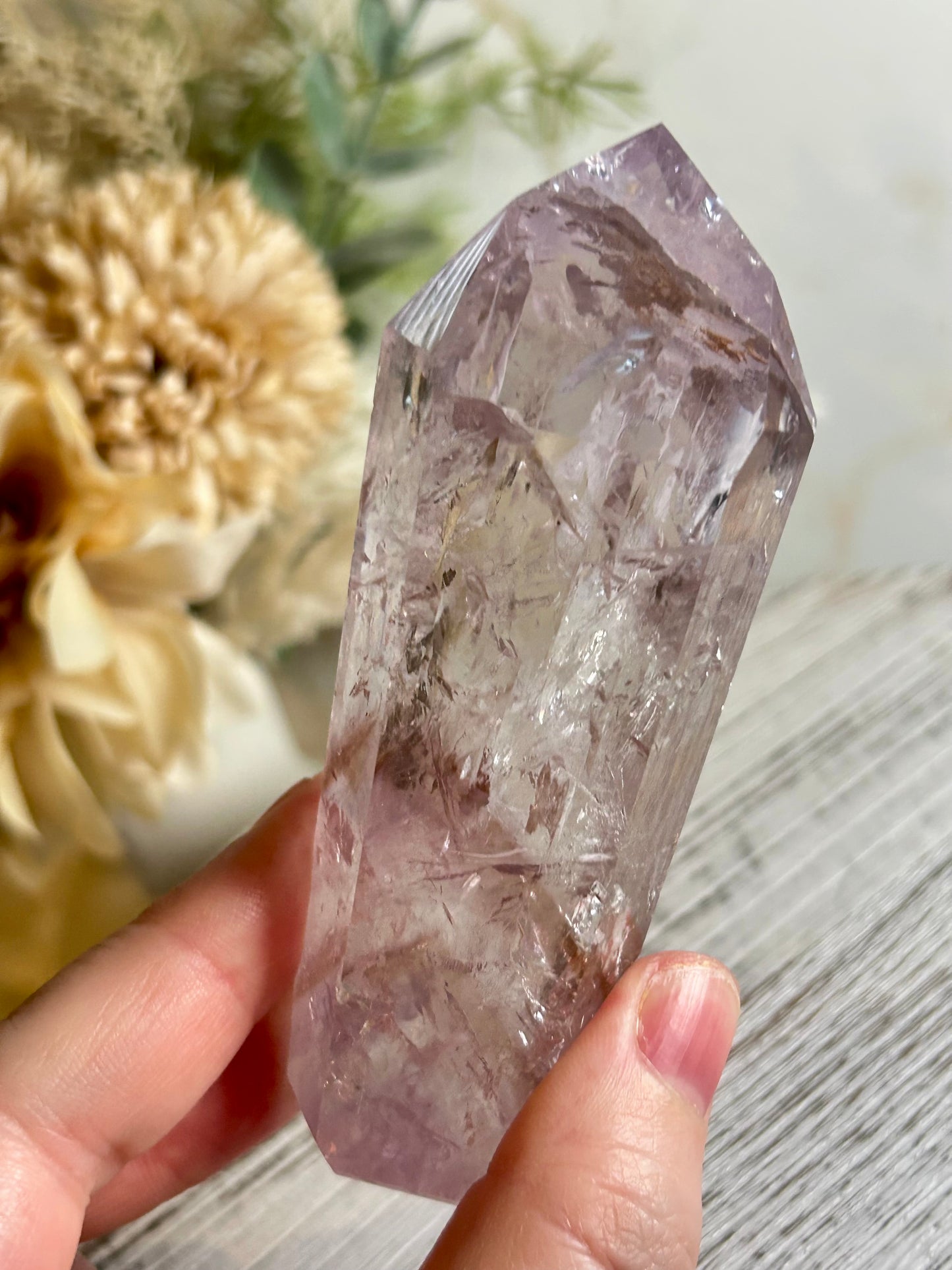 “Powellite” Amethyst | UV Reactive Growth, Spiritual Focus & Inner Illumination