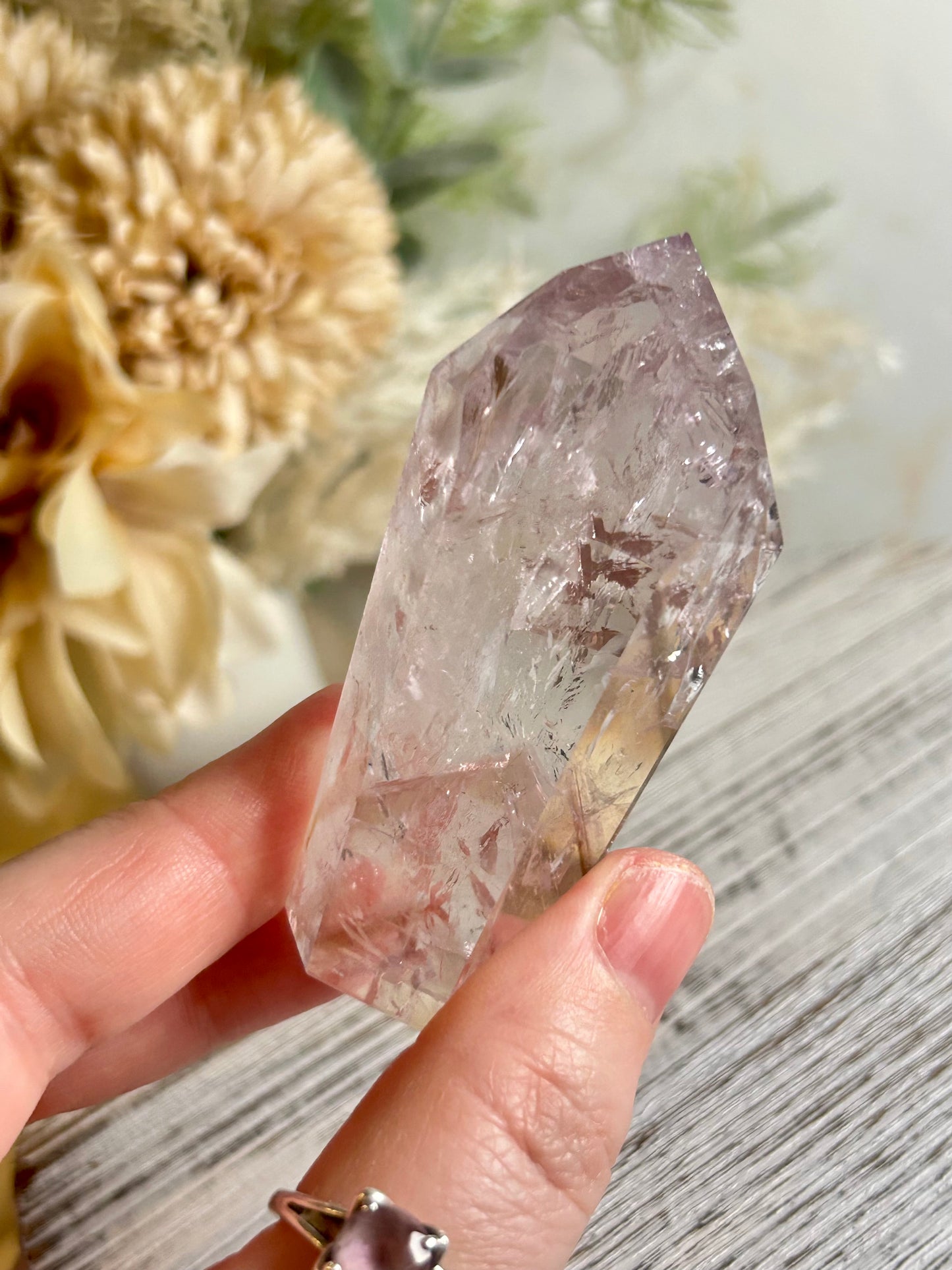 “Powellite” Amethyst | UV Reactive Growth, Spiritual Focus & Inner Illumination