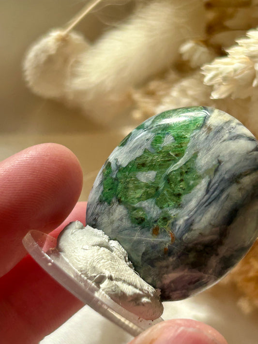 Polished Smaragdite Cabochon – French Actinolite-Rich Green Stone for Jewellery Making