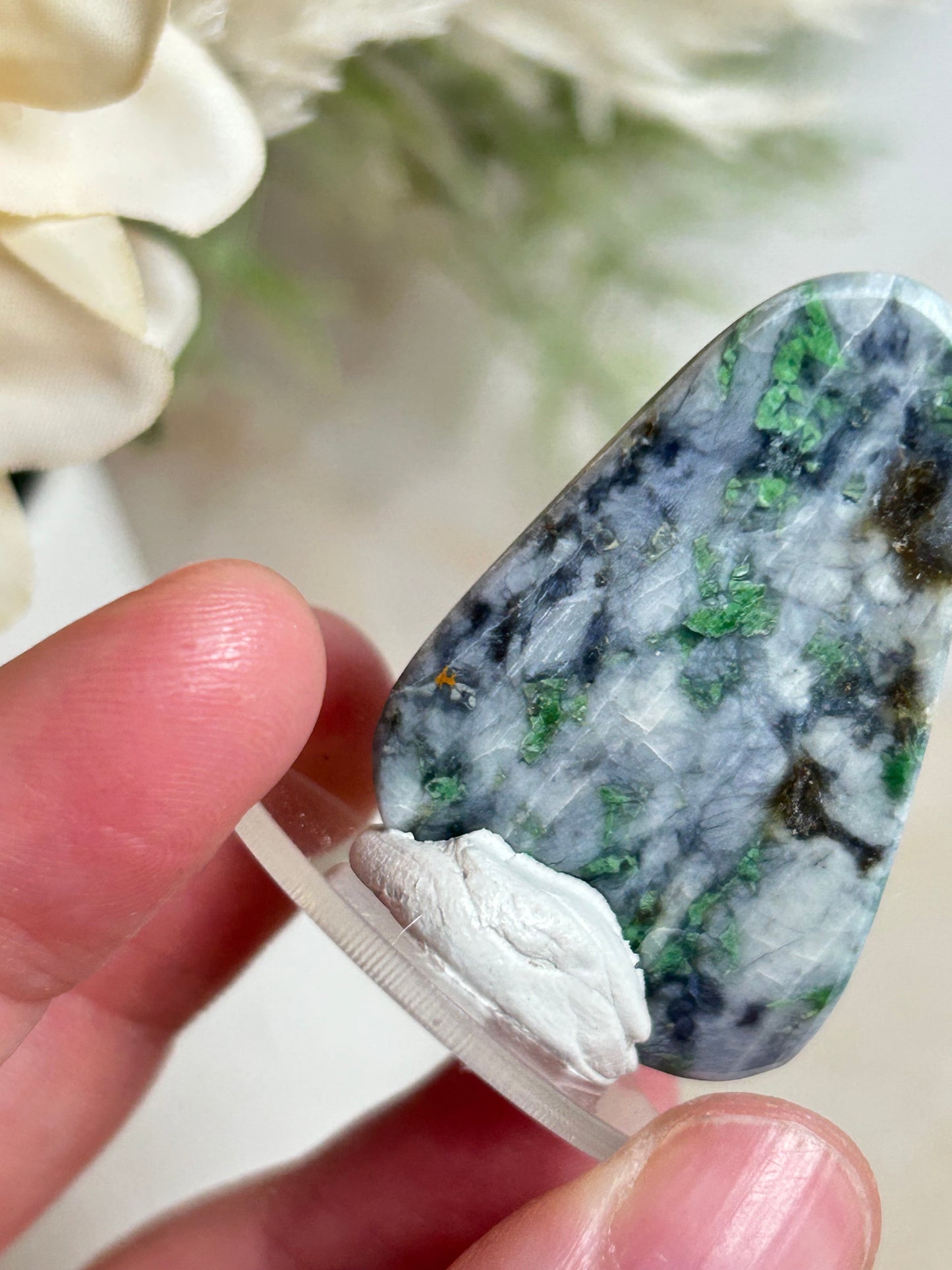 Polished Smaragdite Cabochon – French Actinolite-Rich Green Stone for Jewellery Making