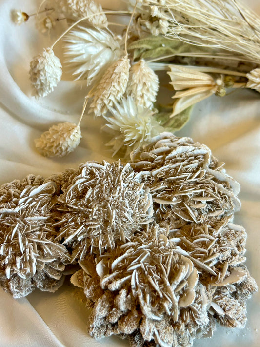 Desert Rose Crystal (Gypsum Rosette) – Natural Grounding & Clarity Stone