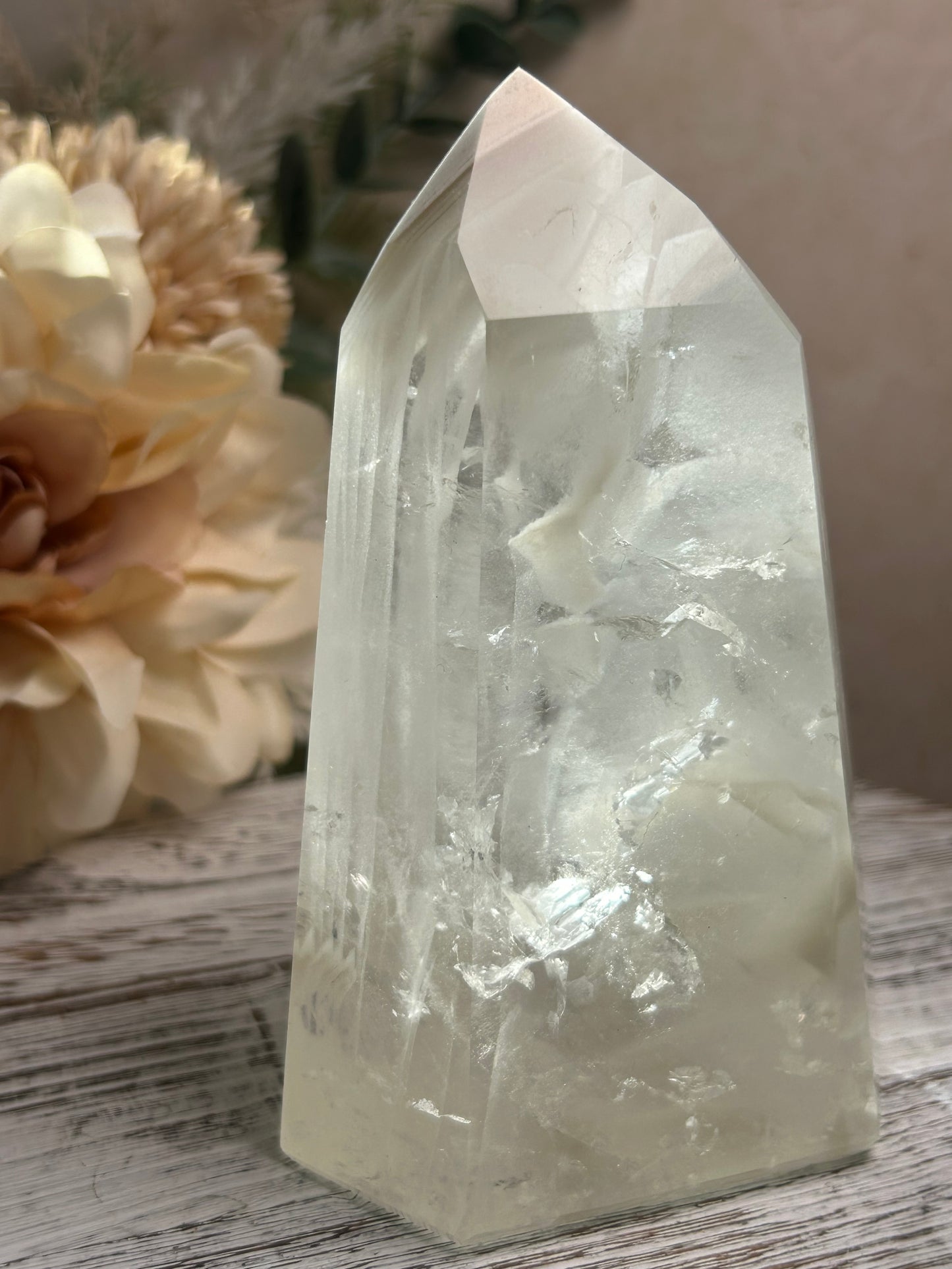 Phantom Quartz Statement Tower – Layered Inclusion Quartz Point
